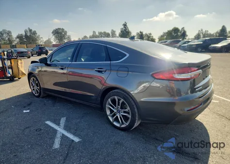 2019 Ford Fusion Sel z USA, uszkodzony, nr VIN 3FA6P0CD1KR177430